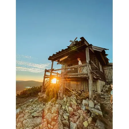 West B By Interhome 列维